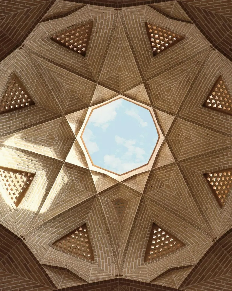 آجر در معماری ایرانی؛ از خشت تا گنبد